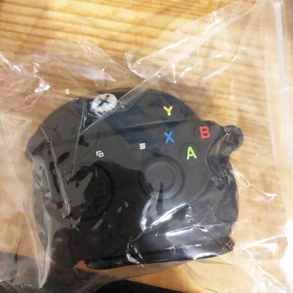 3D Cartoon Cool Game Controller Cover Case for Apple Airpods Charger. New NWOT - Picture 4 of 4